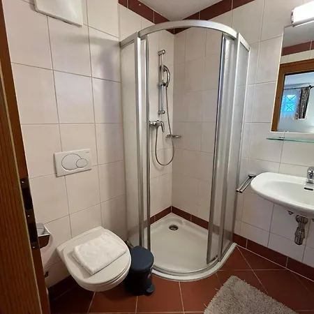 De Lola Podshotel Hostel