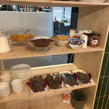 De Lola Podshotel 캡슐호텔