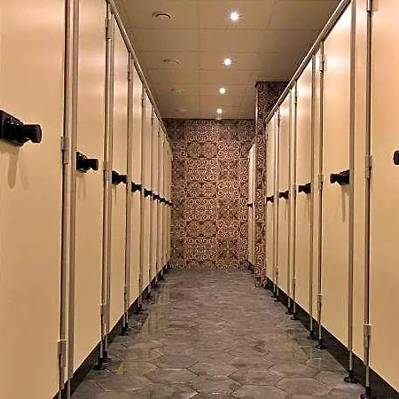De Lola Podshotel The Hague