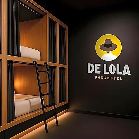 Kapselhotell De Lola Podshotel