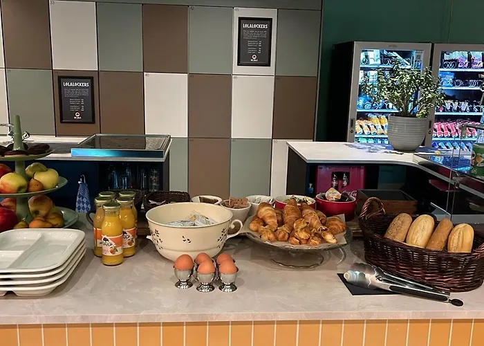 فندق-كبسولة De Lola Podshotel لاهاي