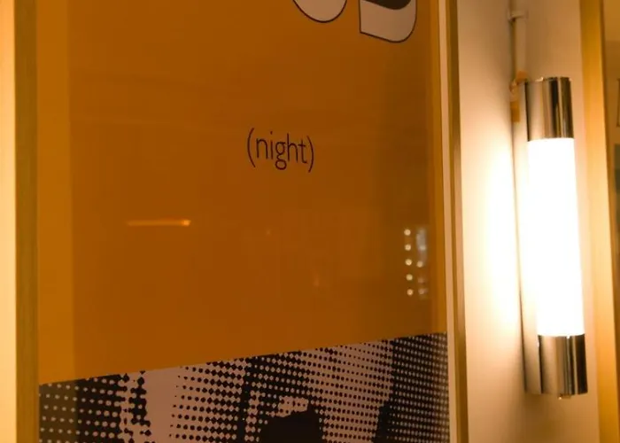 Hotel kapsułowy De Lola Podshotel