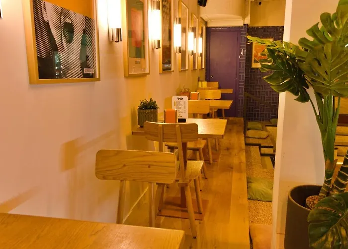 De Lola Podshotel 캡슐호텔 헤이그