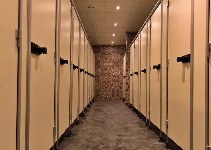 De Lola Podshotel Hotel kapsułowy *