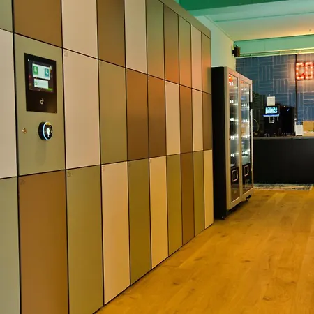Ξενοδοχείο με κάψουλες De Lola Podshotel *