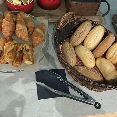 De Lola Podshotel カプセルホテル デン・ハーグ